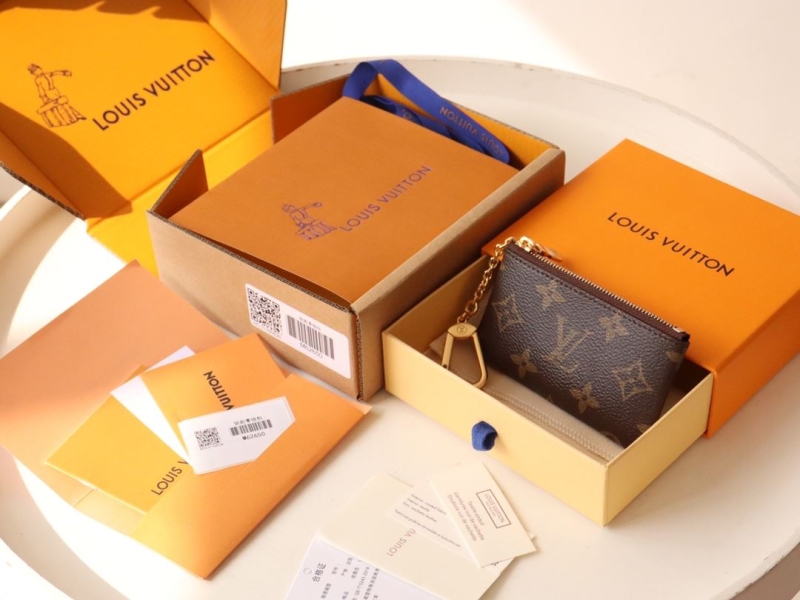LV Clutch Bags